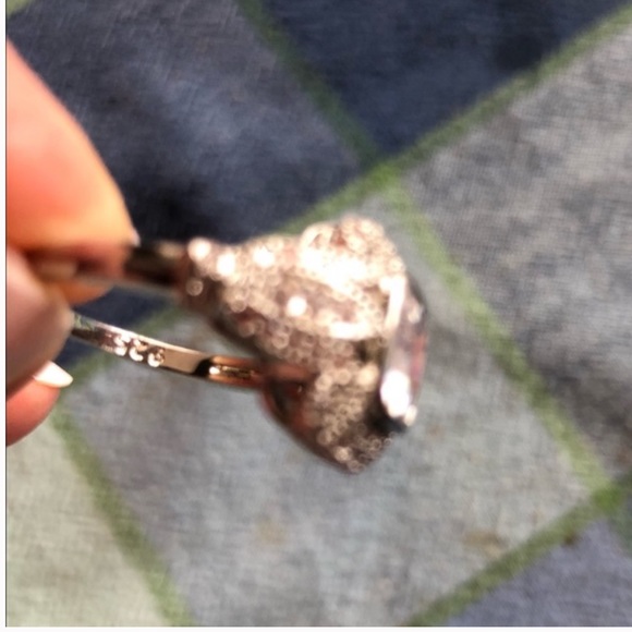 Ring - Picture 5 of 5